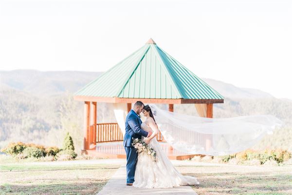 The Lodge at Brothers Cove