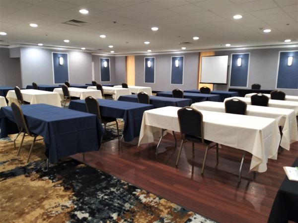 Exton Hotel & Conference Center