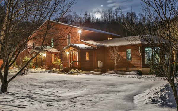 Elk River Inn & Restaurant