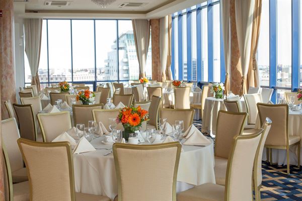 Vista Penthouse Ballroom