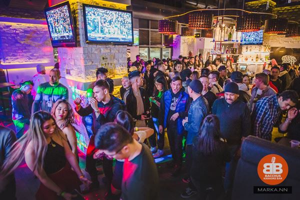 Bacchus 14th Karaoke & Bar