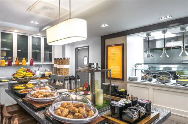 Hilton Garden Inn Reagan National Airport