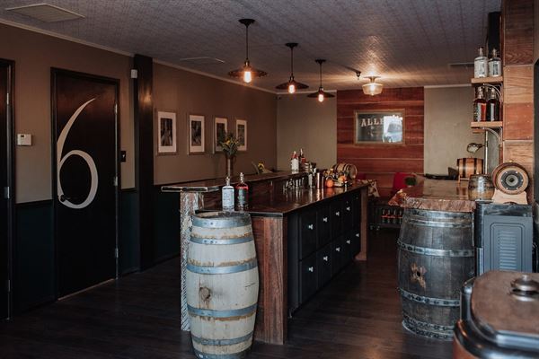 Alley 6 Craft Distillery