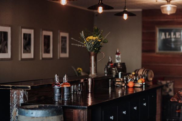 Alley 6 Craft Distillery