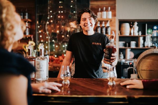 Alley 6 Craft Distillery