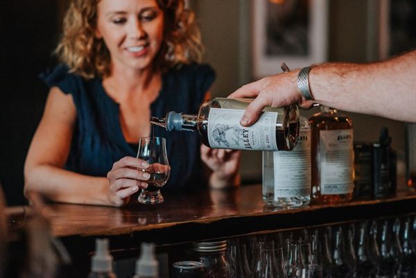 Alley 6 Craft Distillery