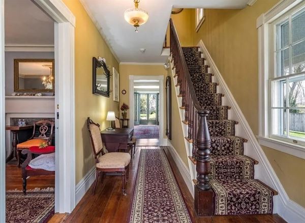 The Bushnell House CT