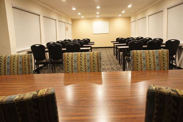 Best Western Plus Inn of Hayward