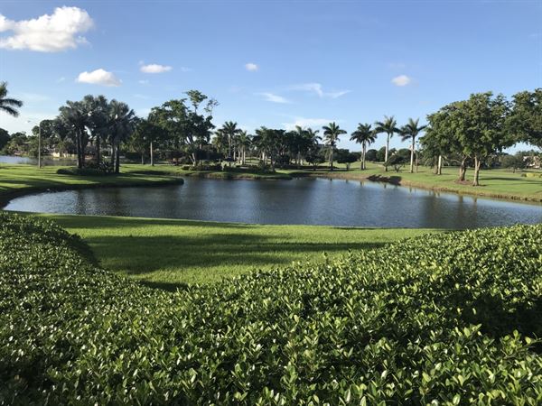 Jacaranda Country Club And Catering