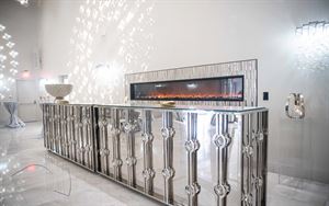 Contemporary Signature Room