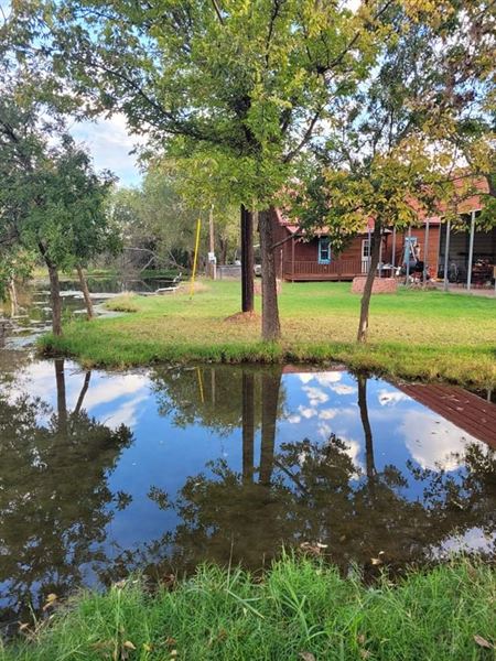 Whitescreek Hunting Lodge