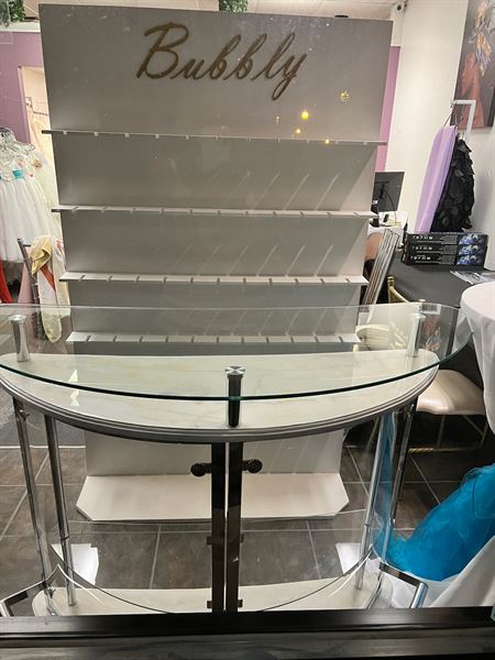 Euphoria Bridal Boutique & Party Rentals