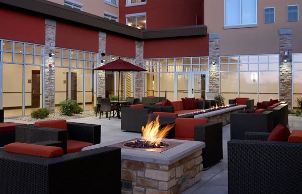 Hyatt Place Madison / Verona