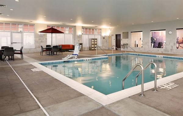 Hyatt Place Madison / Verona