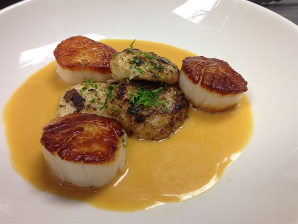 The Club At Longshore Lake