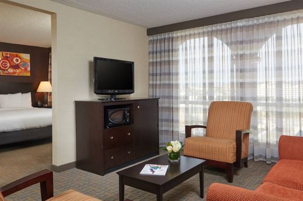 DoubleTree by Hilton Hotel Dallas - Market Center