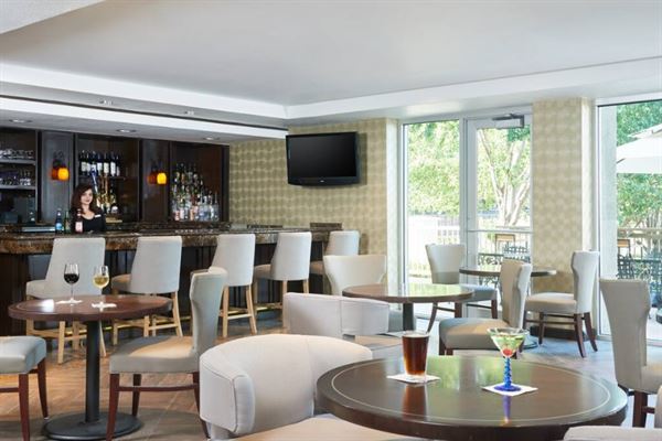 DoubleTree by Hilton Hotel Dallas - Market Center