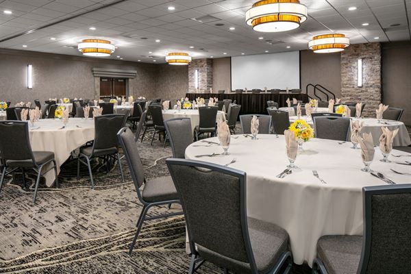 Holiday Inn & Suites Des Moines Northwest