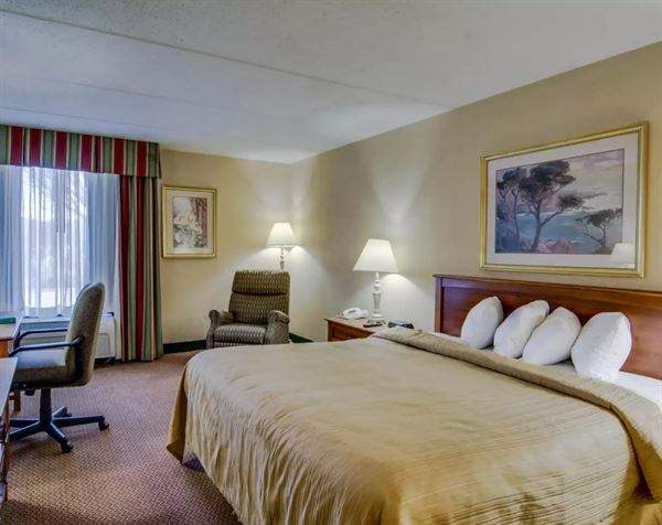 Quality Hotel And Conference Center