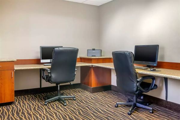 Sleep Inn & Suites Airport