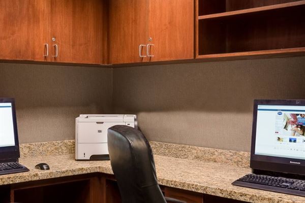 Hampton Inn and Suites Lincoln - Northeast I-80