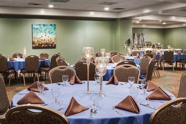 Holiday Inn Rock Island - Quad Cities