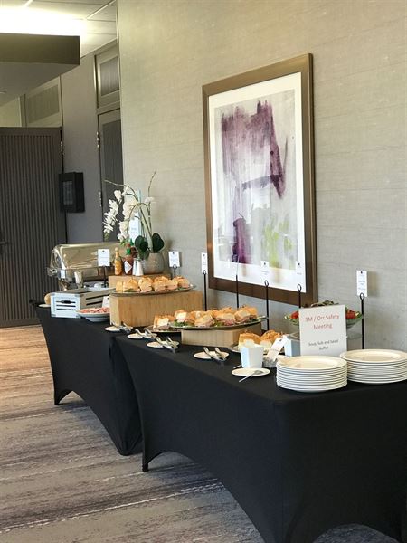 DoubleTree by Hilton St. Paul East