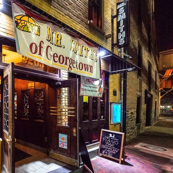 Mr Smith Of Georgetown Restaurant & Piano Bar