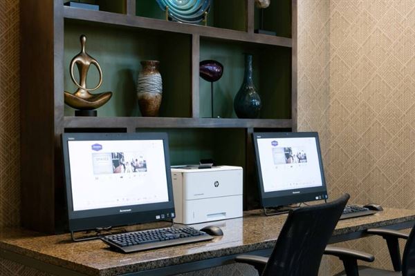 Hampton Inn & Suites Hudson