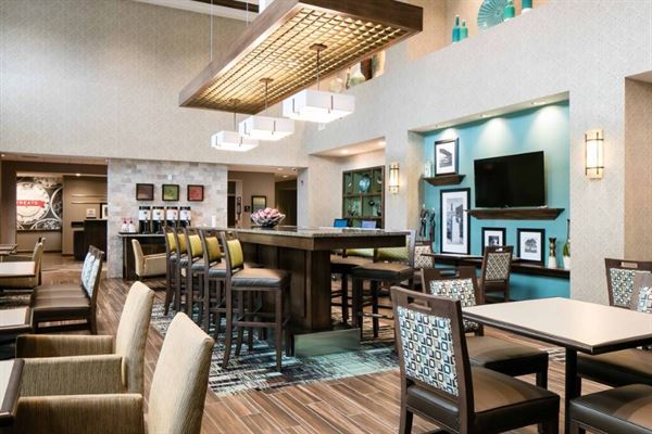 Hampton Inn & Suites Hudson