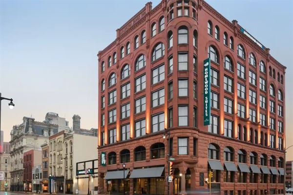 Homewood Suites Milwaukee Downtown