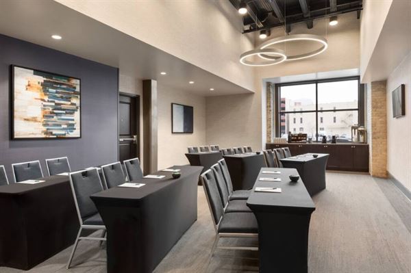 Homewood Suites Milwaukee Downtown