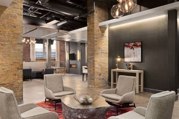 Homewood Suites Milwaukee Downtown