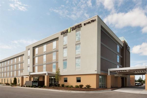 Home2 Suites by Hilton Milwaukee Brookfield