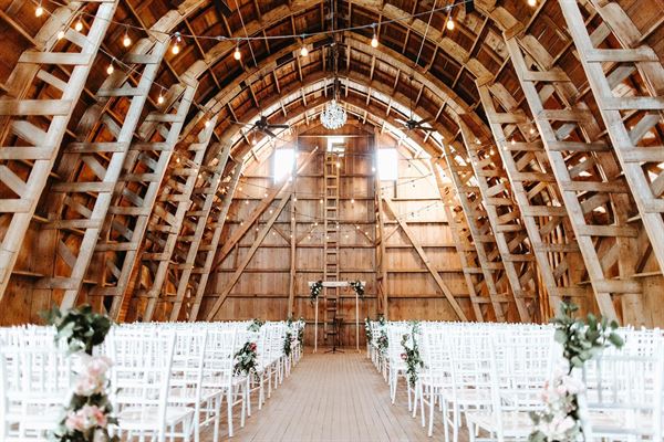 The Cottage Farmhouse - NEW BARN VENUE!