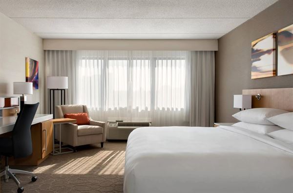 Delta Hotels by Marriott Utica