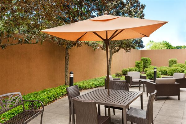 Courtyard by Marriott Lafayette Airport