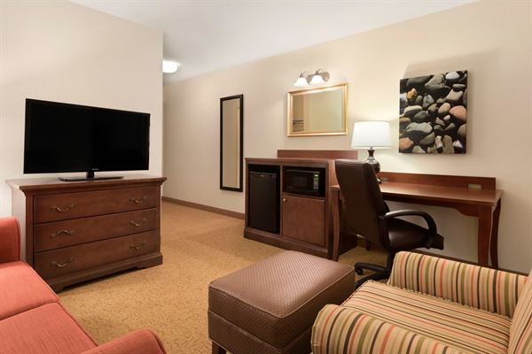 Country Inn & Suites By Carlson, Cedar Rapids Airport, IA
