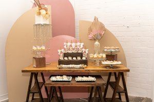 The Rustic  & Chic co .