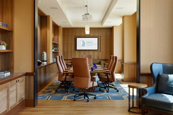 UCLA Meyer & Renee Luskin Hotel