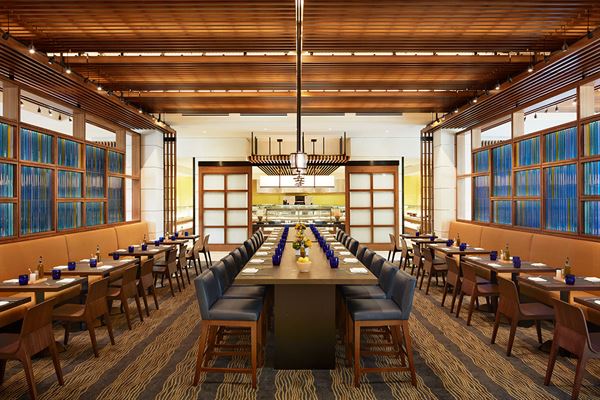 UCLA Meyer & Renee Luskin Hotel