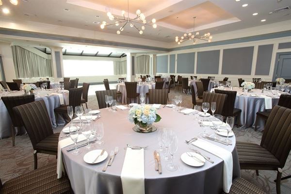 The VERVE Hotel Boston Natick, Tapestry Collection by Hilton