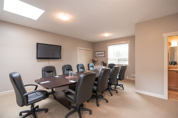 Sooke Harbour Resort & Marina