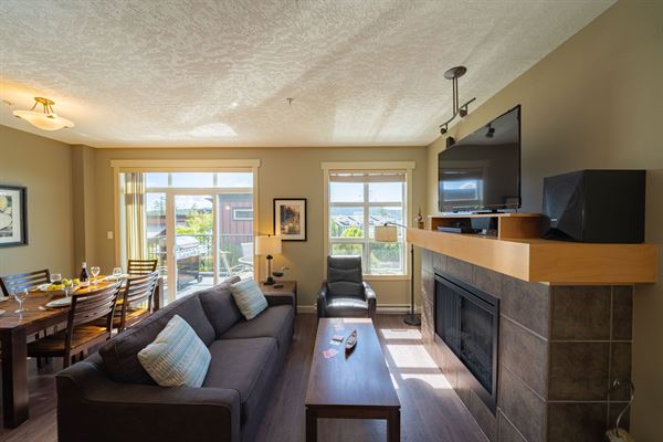 Sooke Harbour Resort & Marina