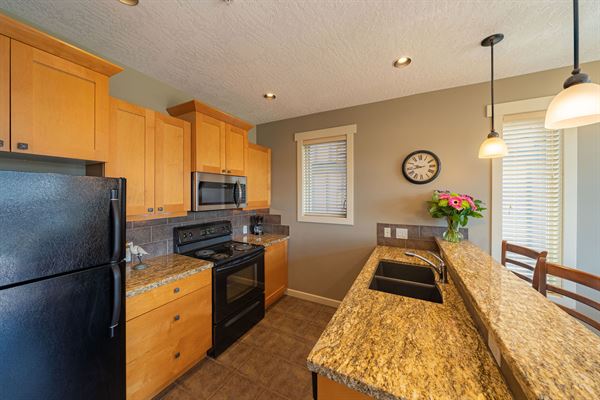 Sooke Harbour Resort & Marina