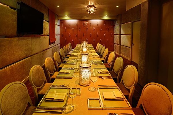 Barton G. The Restaurant