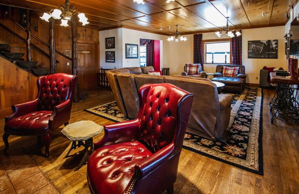 Knickerbocker Mansion