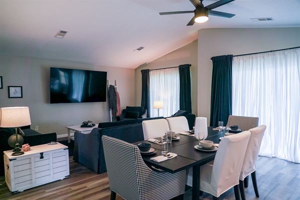 Emerald Desert RV Resort