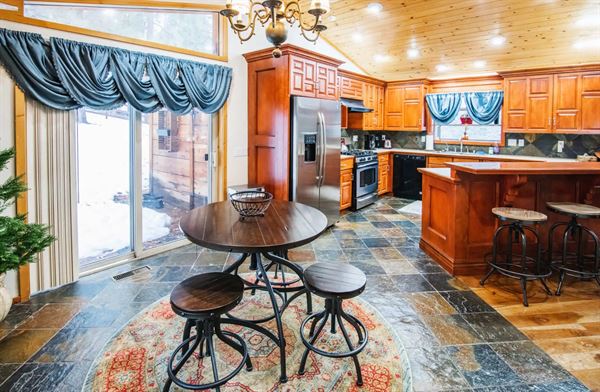 Knickerbocker Mansion