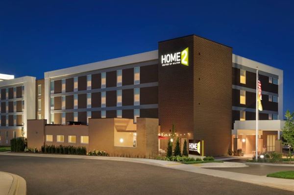 Home2 Suites by Hilton Menomonee Falls Milwaukee